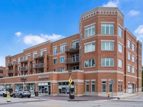 410-1 S Lincoln Ave, Lombard, IL, 60148-7431 | Card Image