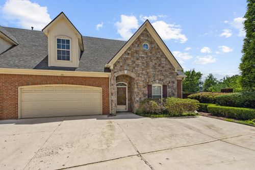 101-1595 Dexter Grove Ct, Cordova, TN, 38016-8736 | Card Image