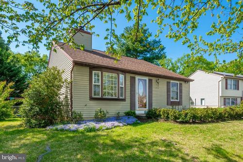 1715 Dogwood Dr, FREDERICK, MD, 21701-4437 | Card Image