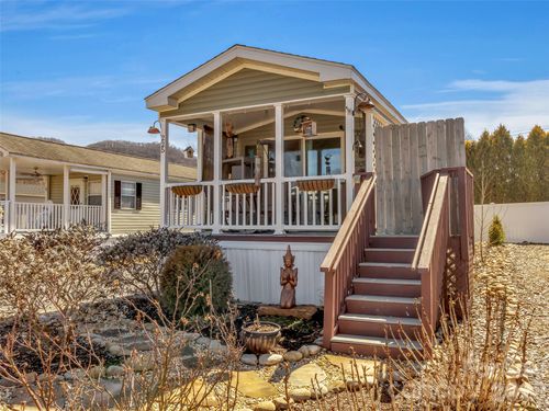 225 Pike Pt, Waynesville, NC, 28785-9003 | Card Image