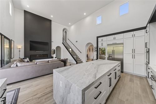 11392 Rancho Villa Verde Pl, Las Vegas, NV, 89138-1551 | Card Image