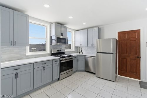 2l-280 Wilson Ave, Kearny, NJ, 07032-3375 | Card Image
