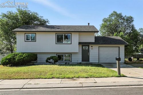 7033 Sequoyah Way, Colorado Springs, CO, 80915-1814 | Card Image