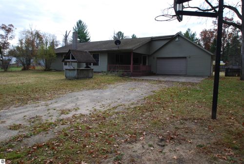 1532 Rabbit Track Drive, Alger, MI, 48610 | Card Image