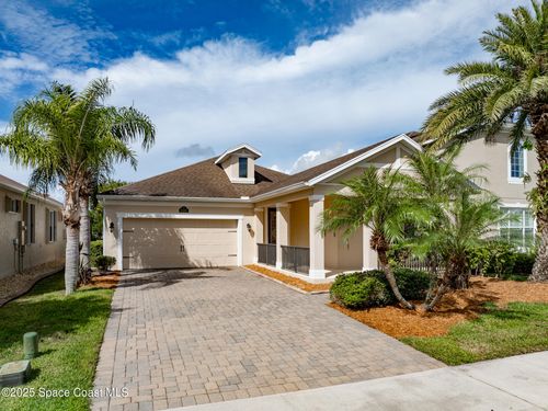8582 Strom Park Dr, Melbourne, FL, 32940-6697 | Card Image