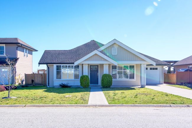 6257 Kevins Rd, House other with 3 bedrooms, 2 bathrooms and 4 parking in Sechelt BC | Image 8