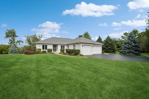 2620 Rolling Oaks Rd, Spring Grove, IL, 60081-8110 | Card Image