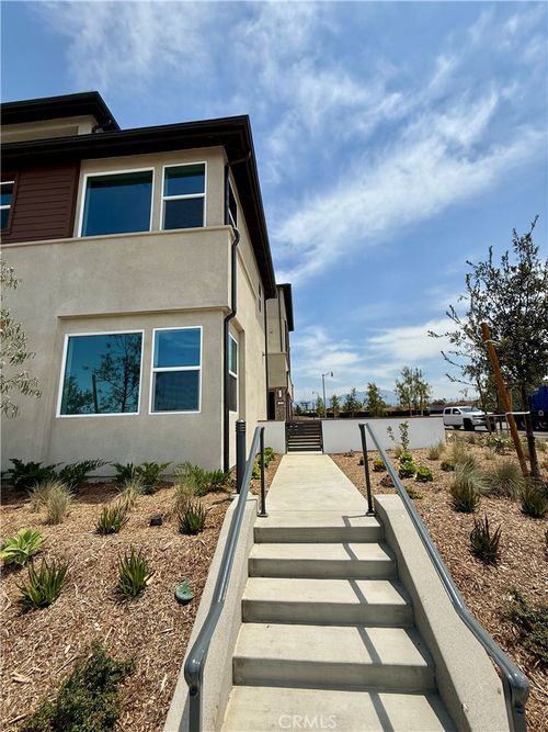 475 Flycatcher, Irvine, CA, 92618-5947 | Card Image