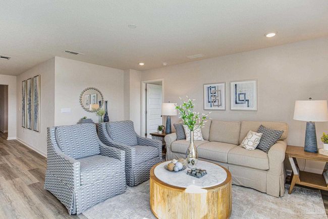 2772 Chevy Cir, House other with 4 bedrooms, 2 bathrooms and 2 parking in Pace FL | Image 12