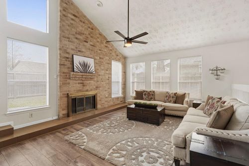 1903 Barons Gln, Sugar Land, TX, 77478-4143 | Card Image