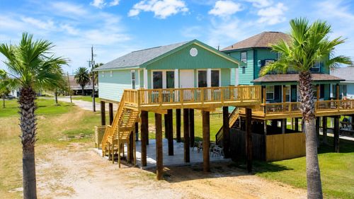 314 Surf Dr, Surfside Beach, TX, 77541-4542 | Card Image