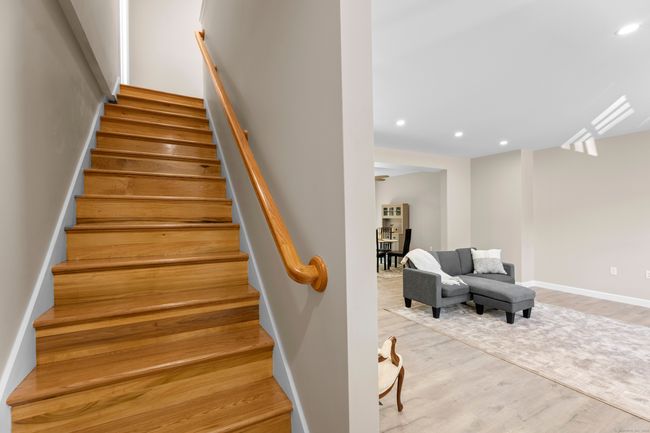 Solid wood stair case | Image 7