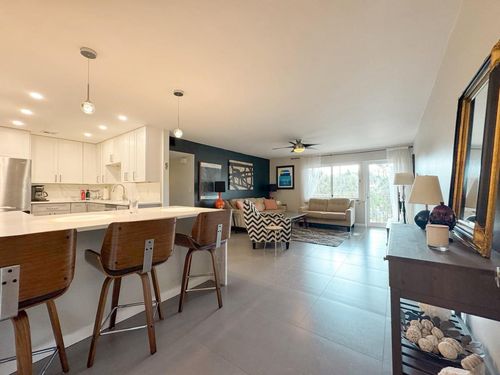 apt-216h-1920 Ne 1st Ter, Wilton Manors, FL, 33305-2020 | Card Image