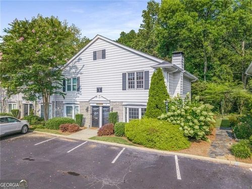 apt-nc8-136 Peachtree Memorial Dr Nw, Atlanta, GA, 30309-1034 | Card Image