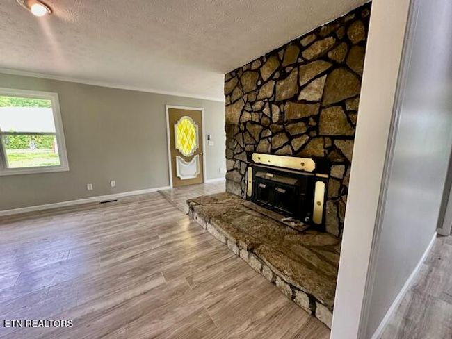 320 Speaks Branch Rd, House other with 2 bedrooms, 1 bathrooms and null parking in Rose Hill VA | Image 8