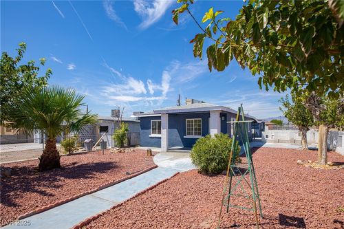 1117 Cunningham Dr, Las Vegas, NV, 89106-2947 | Card Image