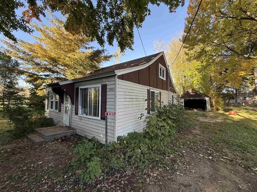 N5801 Edgewood Road, Wescott, WI, 54166 | Card Image