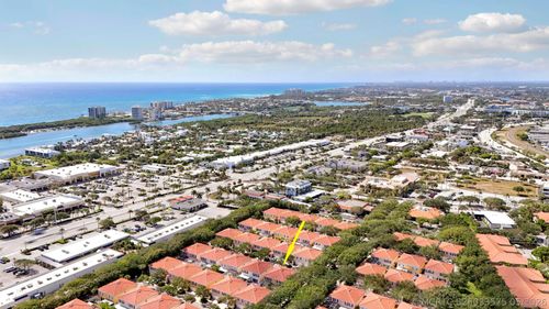 77 Laurel Oaks Cir, Tequesta, FL, 33469-2757 | Card Image
