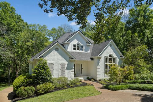 925 Ashford Ct, Brentwood, TN, 37027-8715 | Card Image