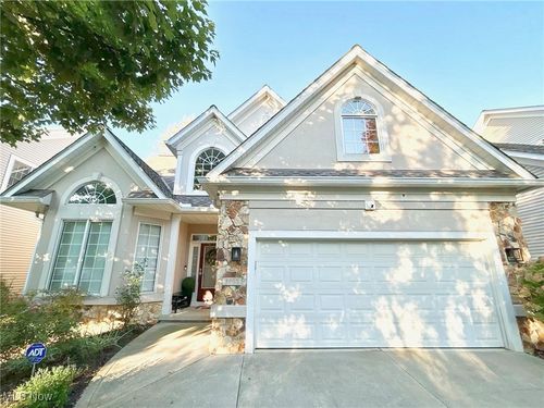 3468 Courtland Rd, Beachwood, OH, 44122-4280 | Card Image