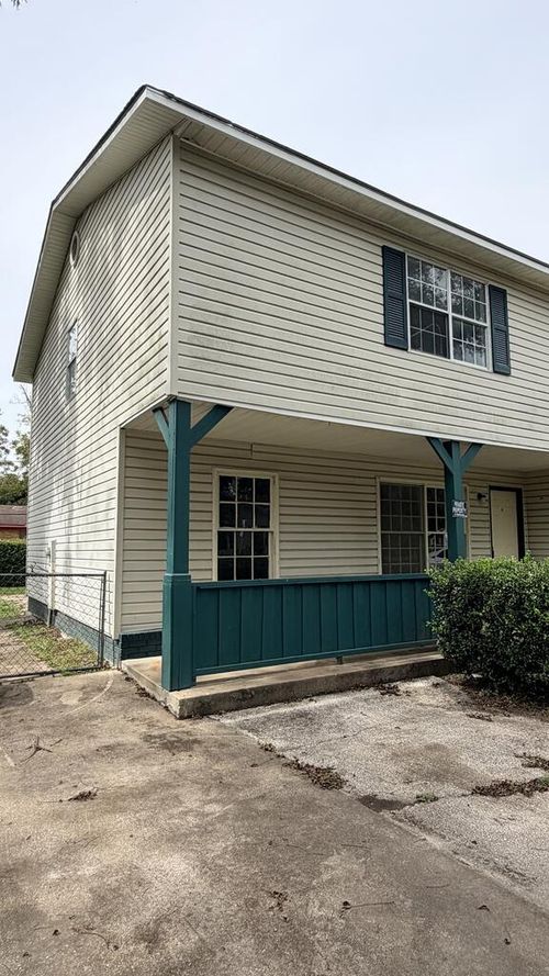 272 N Butler St, Camilla, GA, 31730-1003 | Card Image