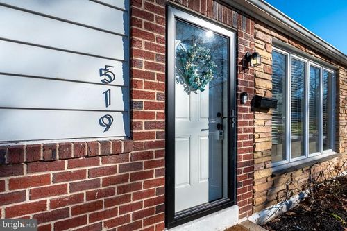 519 W Anderson Ave, PHOENIXVILLE, PA, 19460-4306 | Card Image