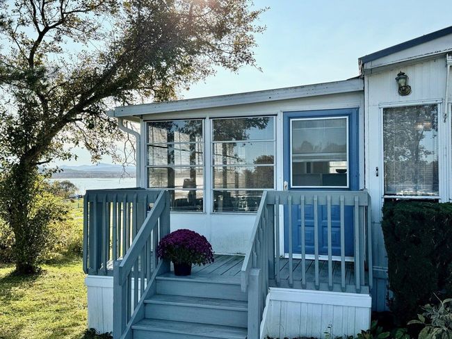 22 Empire Cir, House other with 1 bedrooms, 1 bathrooms and null parking in South Hero VT | Image 25