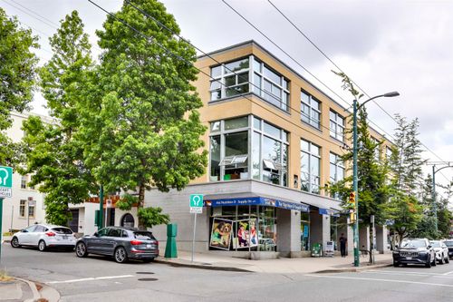 2-2088 W 11th Ave, Vancouver, BC, V6J2C9 | Card Image