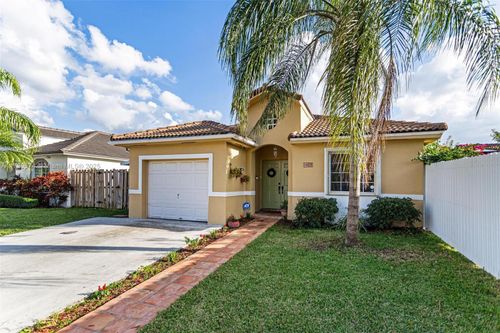 14322 Sw 170th Ter, Miami, FL, 33177-2725 | Card Image