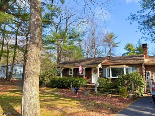 22 Old Milford Ln, West Milford, NJ, 07480-1123 | Card Image