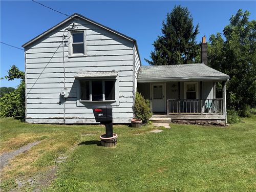 7685 Salmon Creek Rd, Williamson, NY, 14589-9578 | Card Image