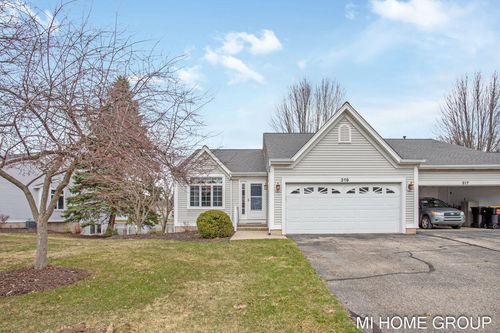 319 Winter Oak E, Holland, MI, 49424-6660 | Card Image