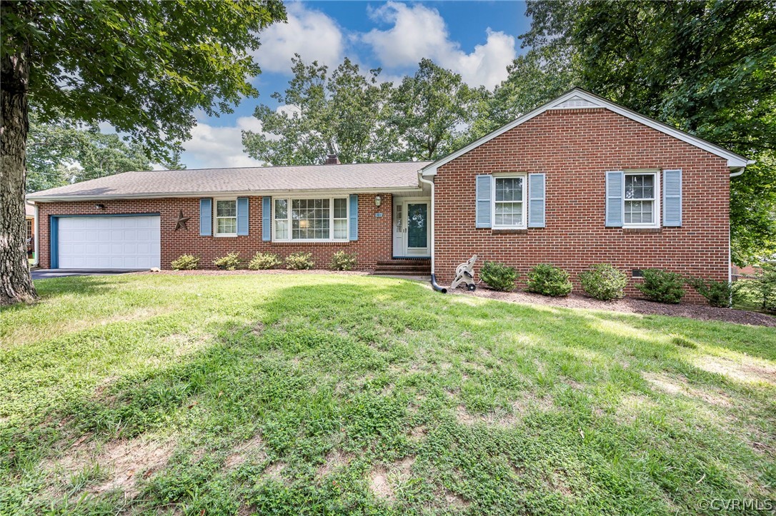 Norwood Dr, Colonial Heights, VA 23834