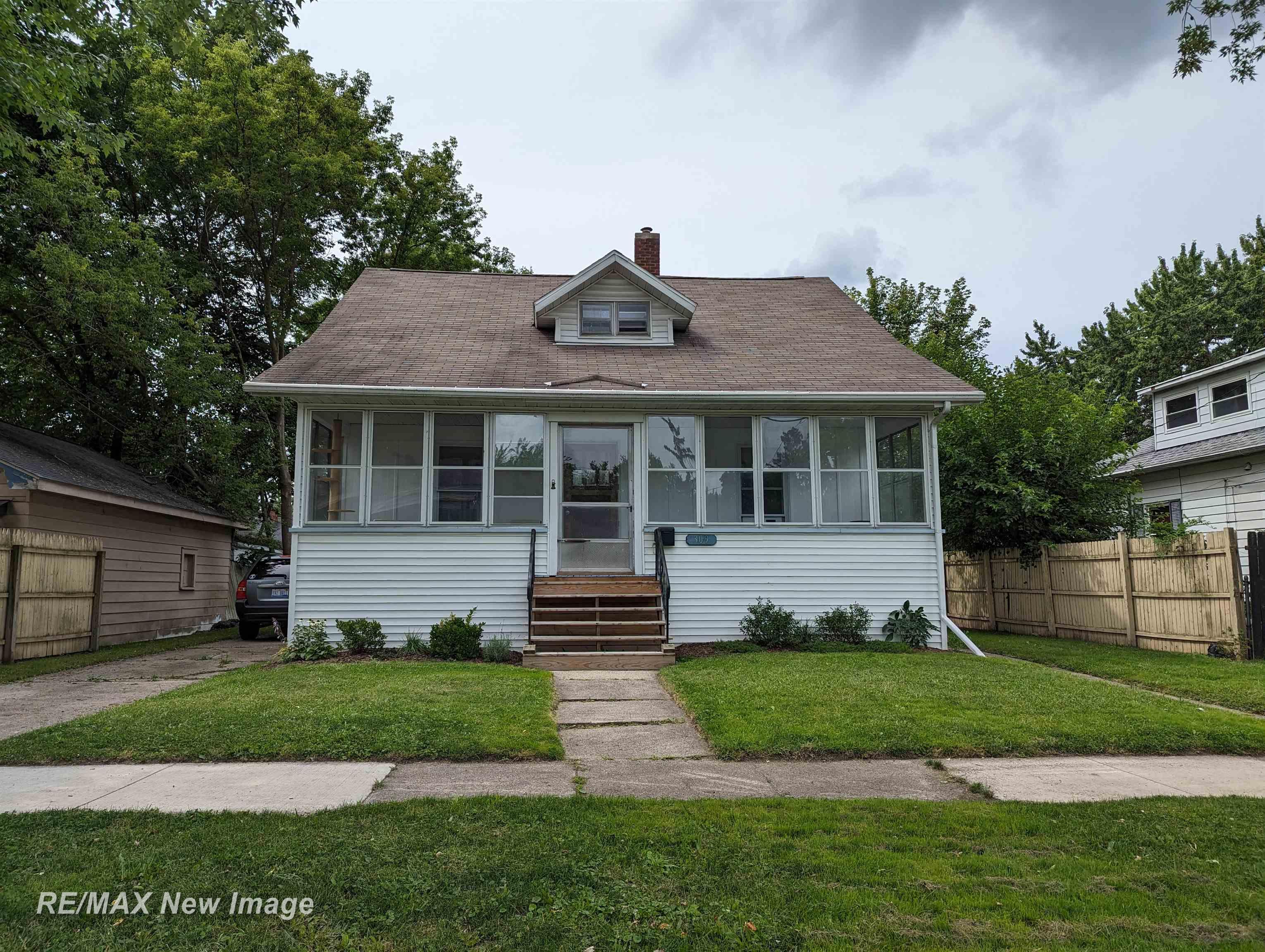 Andre St, Saginaw, MI 48602
