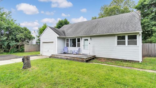 118 Hedges Ave, East Patchogue, NY, 11772-5583 | Card Image