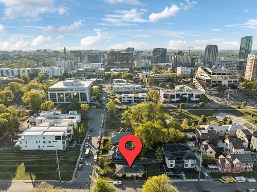 729 14th Ave S, Nashville, TN, 37203-4301 | Card Image