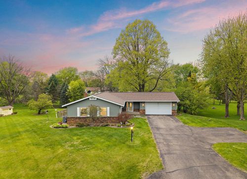 8381 Annalisa Path, Inver Grove Heights, MN, 55077-3818 | Card Image