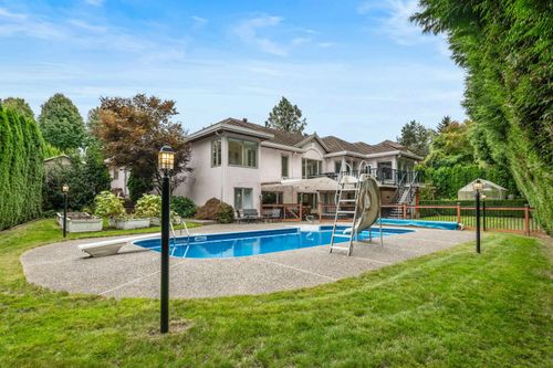 8891 164 St, Surrey, BC, V4N1A1 | Card Image