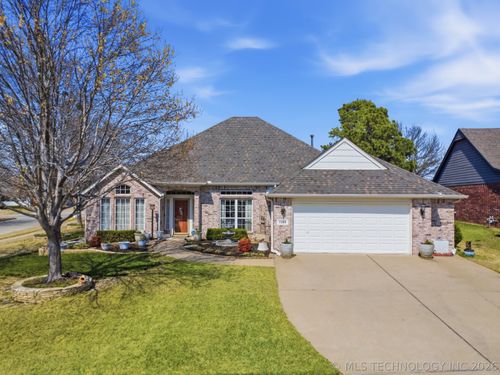 7200 E Indianola Street, Broken Arrow, OK, 74014 | Card Image