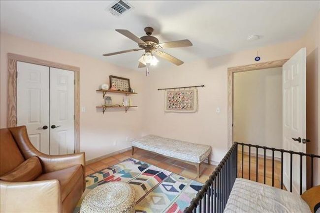 1010 Yaupon Trl, House other with 5 bedrooms, 3 bathrooms and 3 parking in Sour Lake TX | Image 14