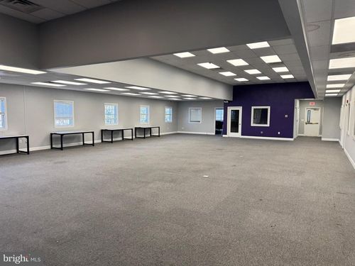 5070 Route 42, Blackwood, NJ, 08012-1733 | Card Image