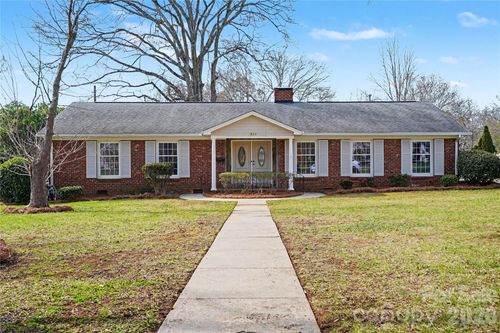 513 Lyttleton Dr, Charlotte, NC, 28211-4160 | Card Image