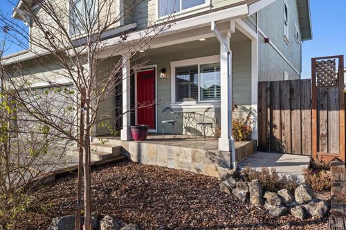 1647 Kerry Ln, Santa Rosa, CA, 95403-8623 | Card Image