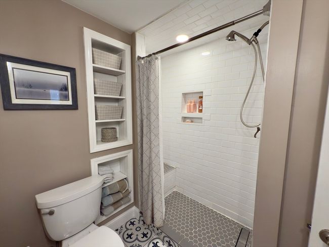 26 Taft Rd, House other with 4 bedrooms, 2 bathrooms and 8 parking in Weymouth MA | Image 14