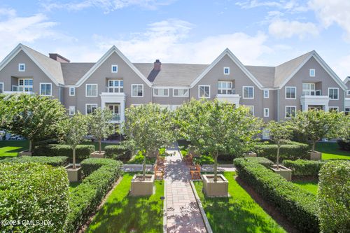 218-77 Havemeyer Ln, Stamford, CT, 06902 | Card Image