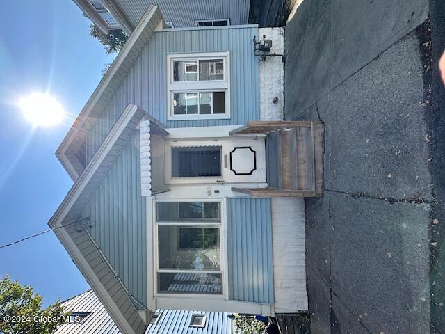 Spring St, Albany, NY 12203