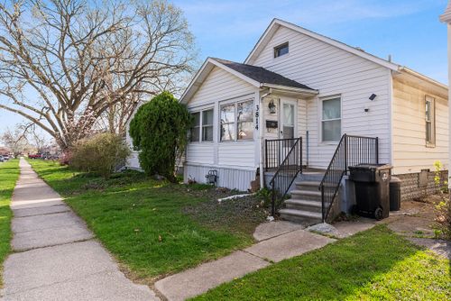 3814 17th St, Wyandotte, MI, 48192-6430 | Card Image