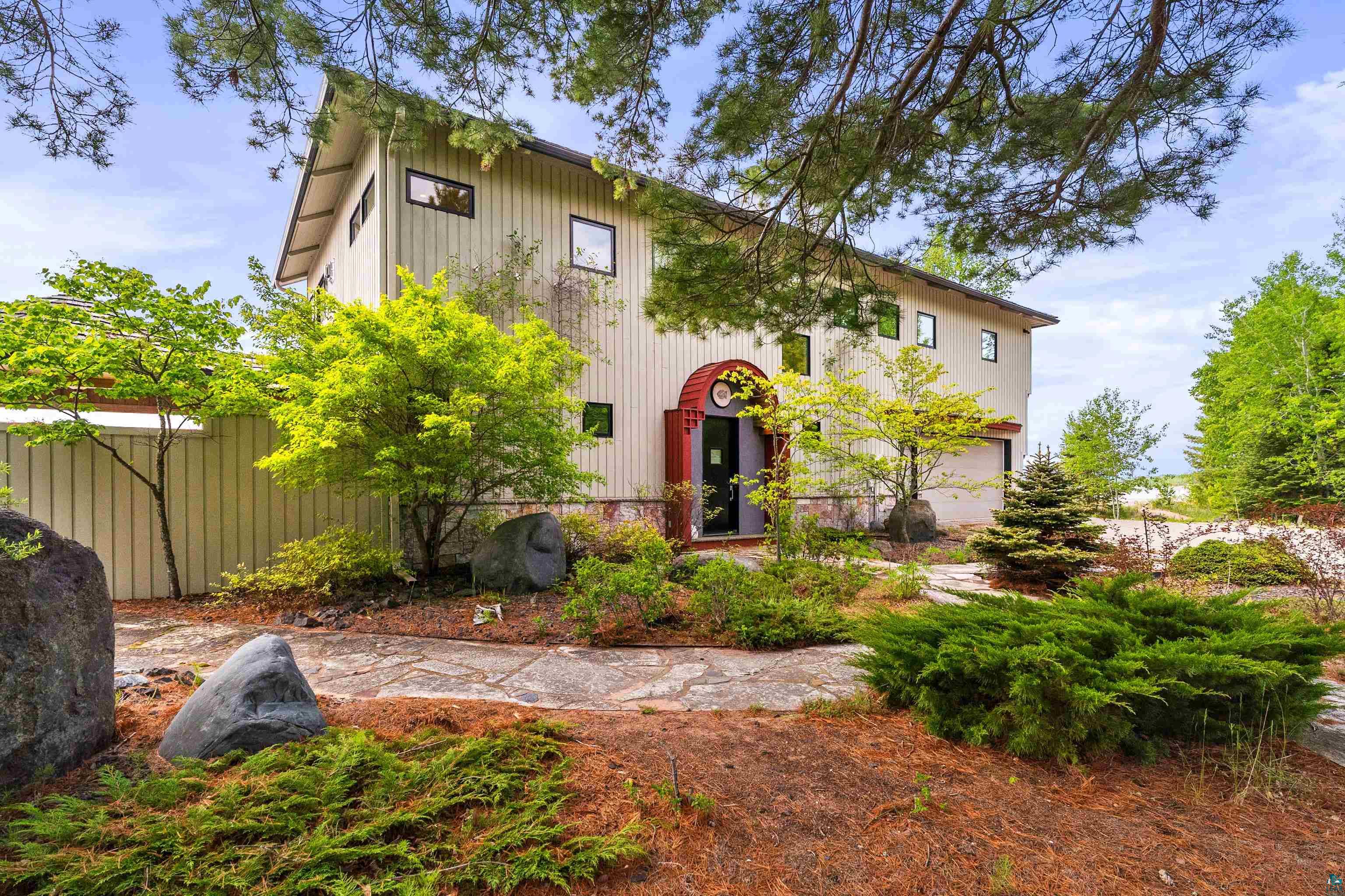 Residential in La Pointe 4