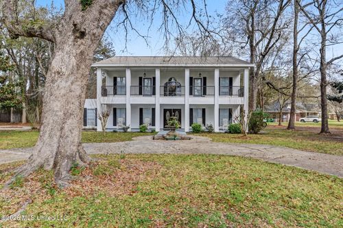 20700 Cameron Ln, Moss Point, MS, 39562-6095 | Card Image