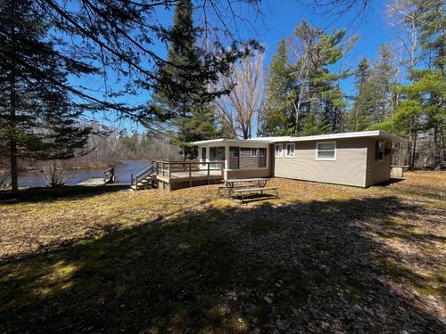 7977 Mershon Trl, Grayling, MI, 49738-6337 | Card Image